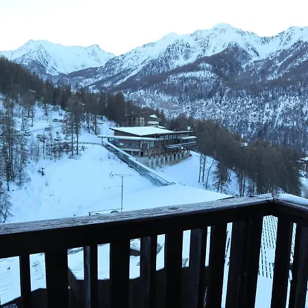 Apartment Skis Aux Pieds Avec Balcon, Centre Station - Fr-1-322-466